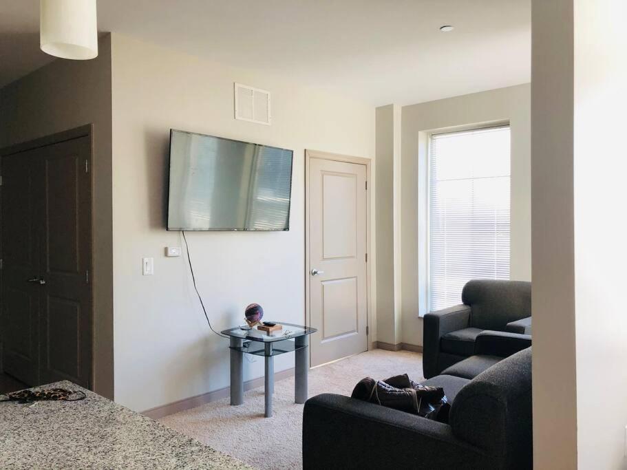 קולומבוס King Size Studio In Heart Of Downtown מראה חיצוני תמונה